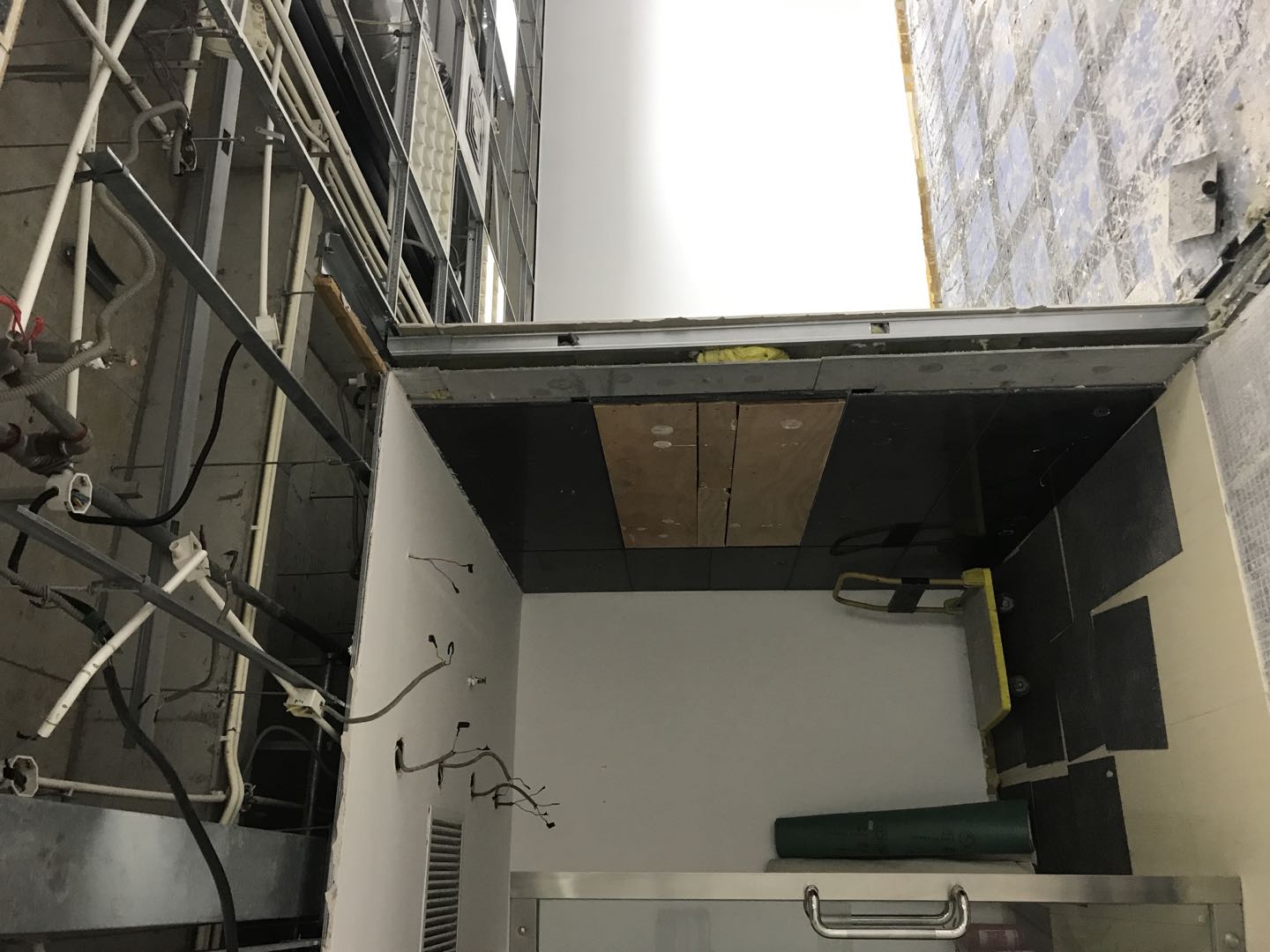 長寧石化盈科辦公室改造翻新裝修-第4張圖片-上海古都建筑設(shè)計(jì)集團(tuán)