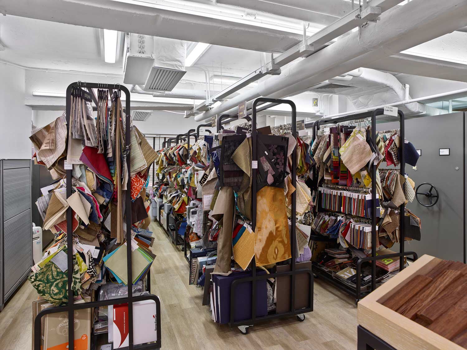 浦東新區180平多功能辦公室裝修設計-第6張圖片-上海古都建筑設計集團 浦東新區180平多功能辦公室裝修設計-第6張圖片-上海古都建筑設計集團