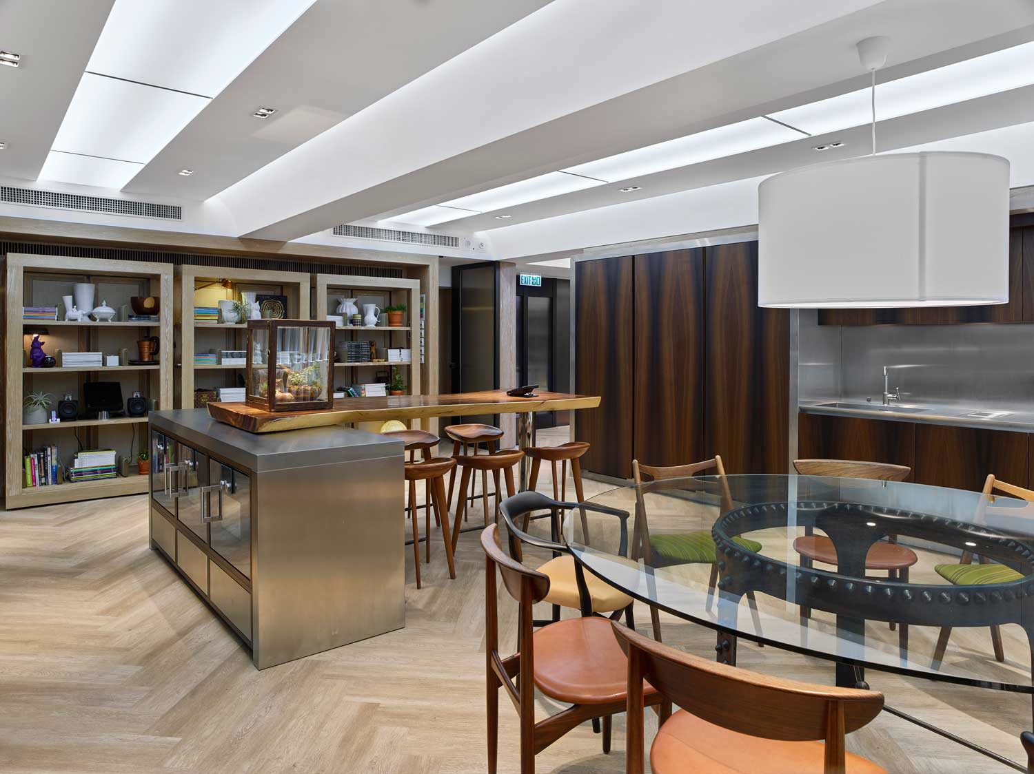 上海辦公室裝修木質桌椅設計-第2張圖片-上海古都建筑設計集團 上海辦公室裝修木質桌椅設計-第2張圖片-上海古都建筑設計集團