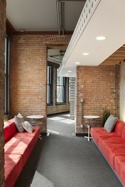 上海辦公室裝修彩色墻壁裝修設計-第6張圖片-上海古都建筑設計集團 上海辦公室裝修彩色墻壁裝修設計-第6張圖片-上海古都建筑設計集團