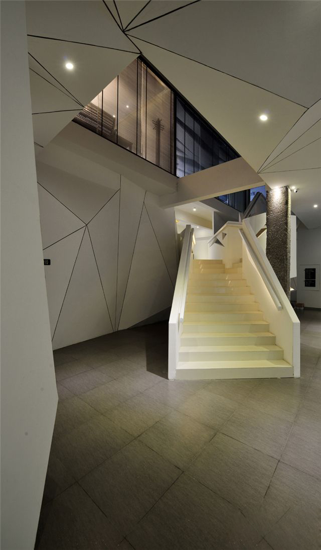 浦東新區科技風辦公室裝修設計-第3張圖片-上海古都建筑設計集團 浦東新區科技風辦公室裝修設計-第3張圖片-上海古都建筑設計集團