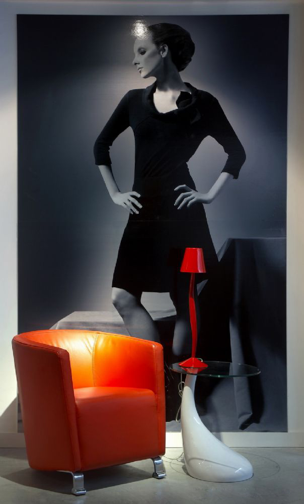 奢侈品公司辦公室裝修設(shè)計-第4張圖片-上海古都建筑設(shè)計集團(tuán) 奢侈品公司辦公室裝修設(shè)計-第4張圖片-上海古都建筑設(shè)計集團(tuán)