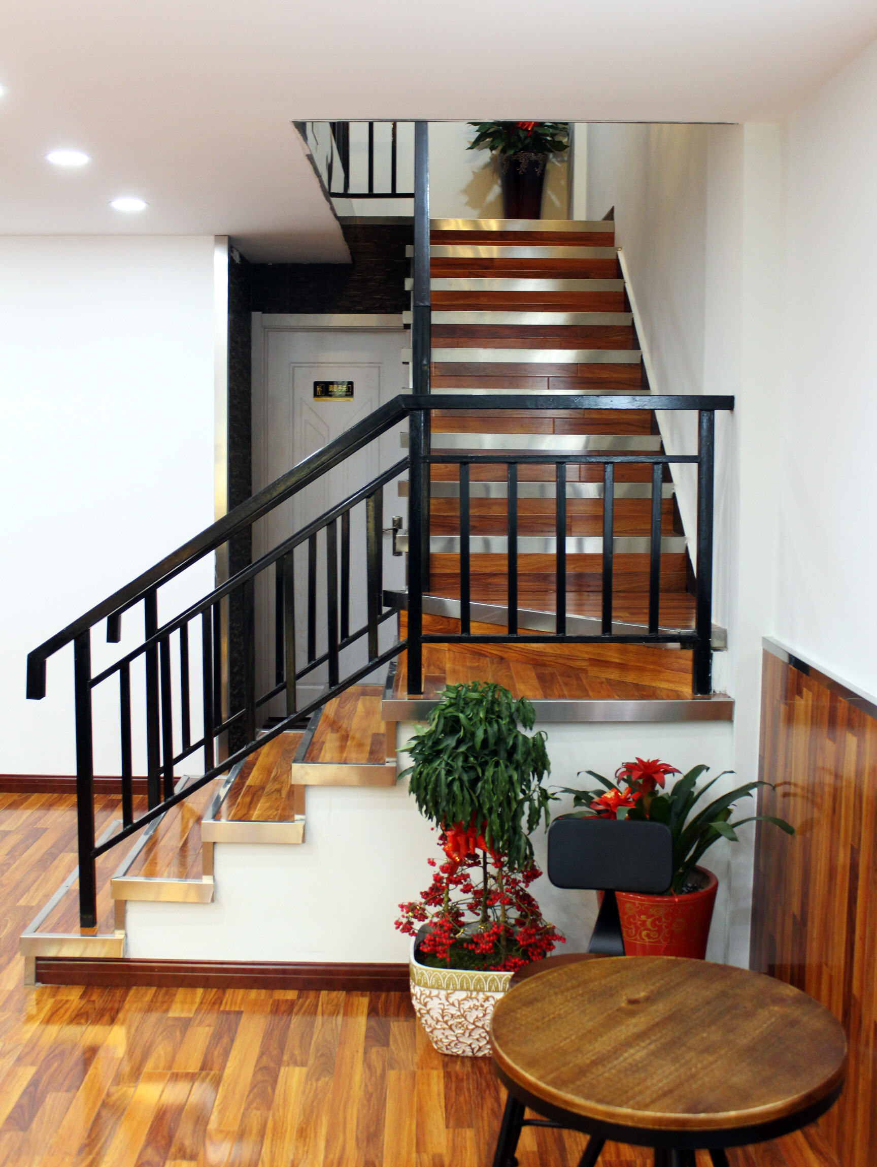 浦東新區(qū)loft工業(yè)風(fēng)奶茶店裝修設(shè)計(jì)-第4張圖片-上海古都建筑設(shè)計(jì)集團(tuán) 浦東新區(qū)loft工業(yè)風(fēng)奶茶店裝修設(shè)計(jì)-第4張圖片-上海古都建筑設(shè)計(jì)集團(tuán)