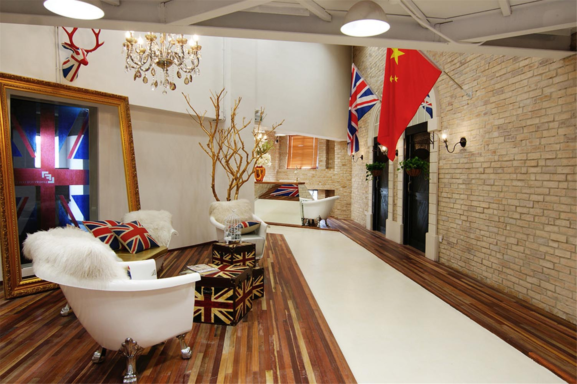 青浦區(qū)Loft創(chuàng)意辦公室裝修設(shè)計(jì)-第5張圖片-上海古都建筑設(shè)計(jì)集團(tuán) 青浦區(qū)Loft創(chuàng)意辦公室裝修設(shè)計(jì)-第5張圖片-上海古都建筑設(shè)計(jì)集團(tuán)