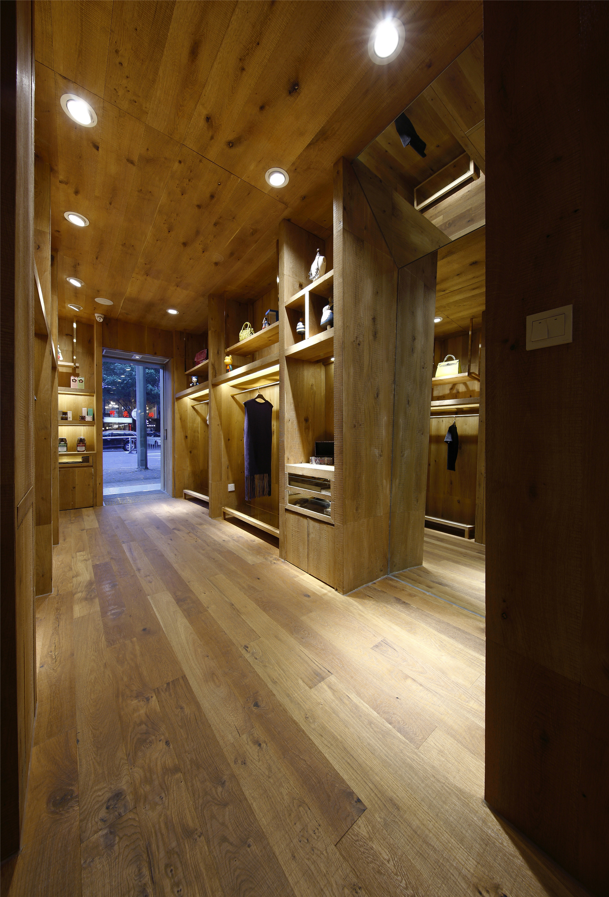 原木風格服裝店裝修設計-第2張圖片-上海古都建筑設計集團 原木風格服裝店裝修設計-第2張圖片-上海古都建筑設計集團