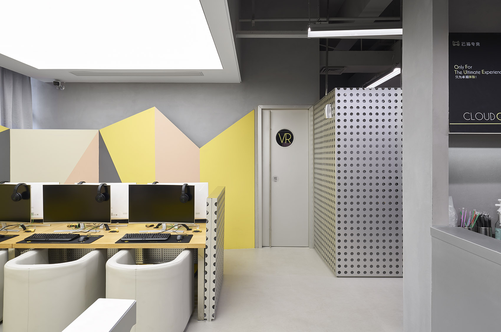 簡約時尚風(fēng)格網(wǎng)吧裝修設(shè)計-第3張圖片-上海古都建筑設(shè)計集團 簡約時尚風(fēng)格網(wǎng)吧裝修設(shè)計-第3張圖片-上海古都建筑設(shè)計集團