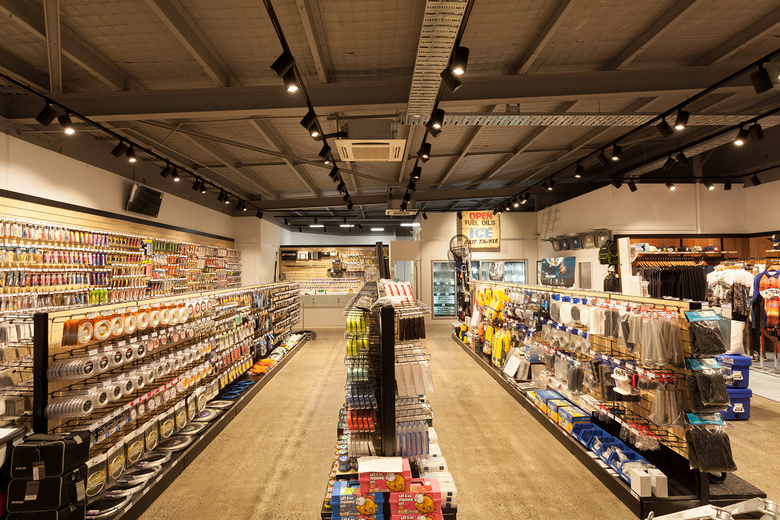 原木工業風漁具店裝修設計-第3張圖片-上海古都建筑設計集團