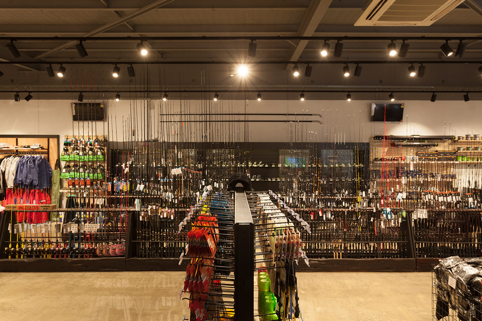 原木工業風漁具店裝修設計-第5張圖片-上海古都建筑設計集團