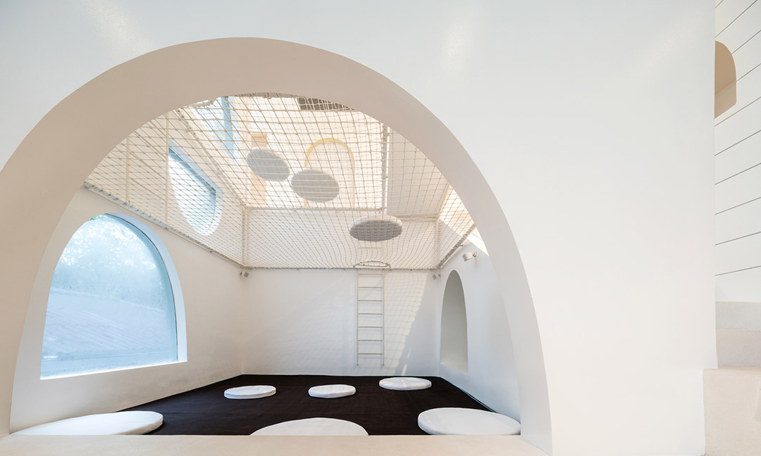 白色調(diào)簡約親子樂園裝修設(shè)計-第1張圖片-上海古都建筑設(shè)計集團(tuán) 白色調(diào)簡約親子樂園裝修設(shè)計-第1張圖片-上海古都建筑設(shè)計集團(tuán)