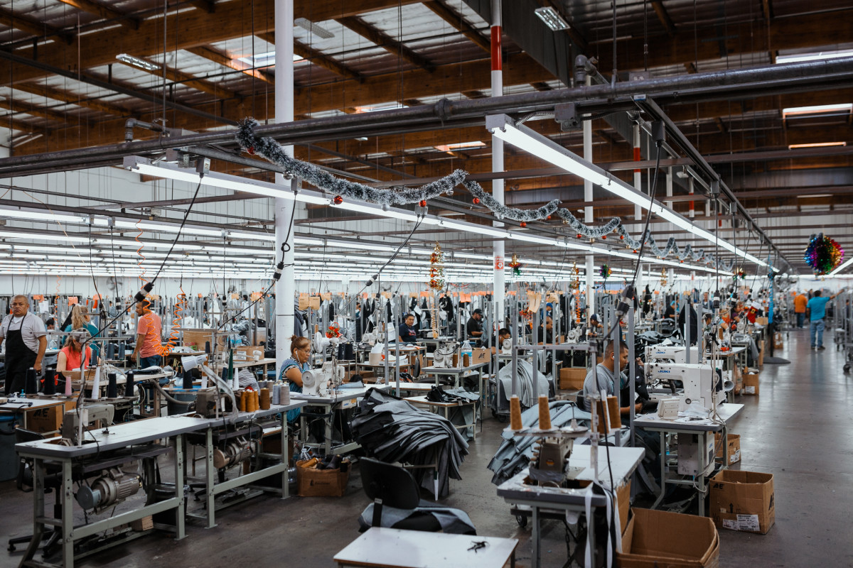 大型服裝生產車間裝修設計-第2張圖片-上海古都建筑設計集團 大型服裝生產車間裝修設計-第2張圖片-上海古都建筑設計集團