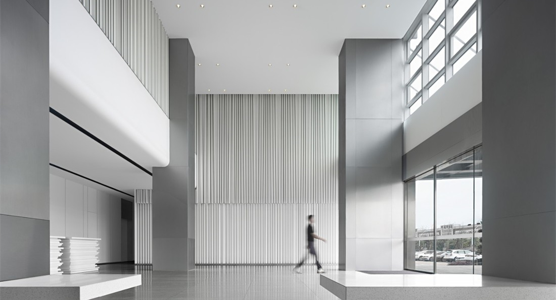 灰白簡(jiǎn)約風(fēng)格辦公室裝修設(shè)計(jì)-第1張圖片-上海古都建筑設(shè)計(jì)集團(tuán) 灰白簡(jiǎn)約風(fēng)格辦公室裝修設(shè)計(jì)-第1張圖片-上海古都建筑設(shè)計(jì)集團(tuán)