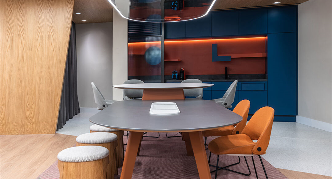 時尚簡約公共辦公空間裝修設計-第4張圖片-上海古都建筑設計集團 時尚簡約公共辦公空間裝修設計-第4張圖片-上海古都建筑設計集團