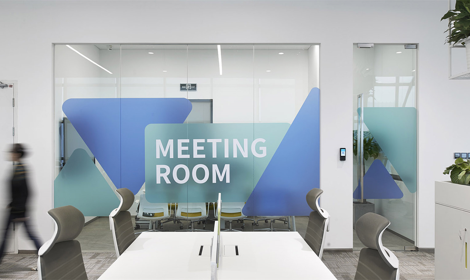 現代工業(yè)loft風格辦公室裝修設計-第1張圖片-上海古都建筑設計集團 現代工業(yè)loft風格辦公室裝修設計-第1張圖片-上海古都建筑設計集團