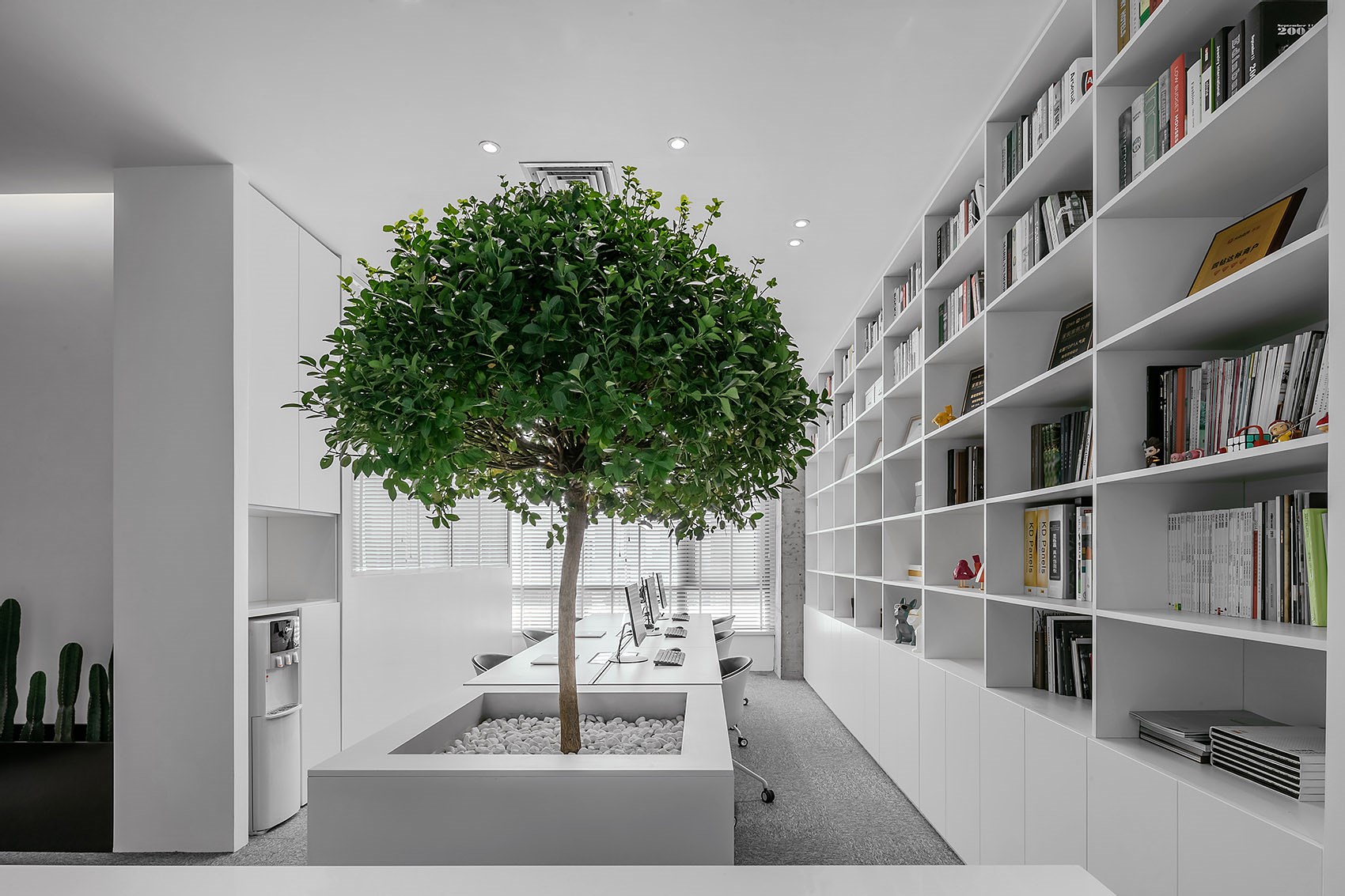 極簡-高端辦公室設(shè)計裝修圖片-第2張圖片-上海古都建筑設(shè)計集團(tuán) 極簡-高端辦公室設(shè)計裝修圖片-第2張圖片-上海古都建筑設(shè)計集團(tuán)