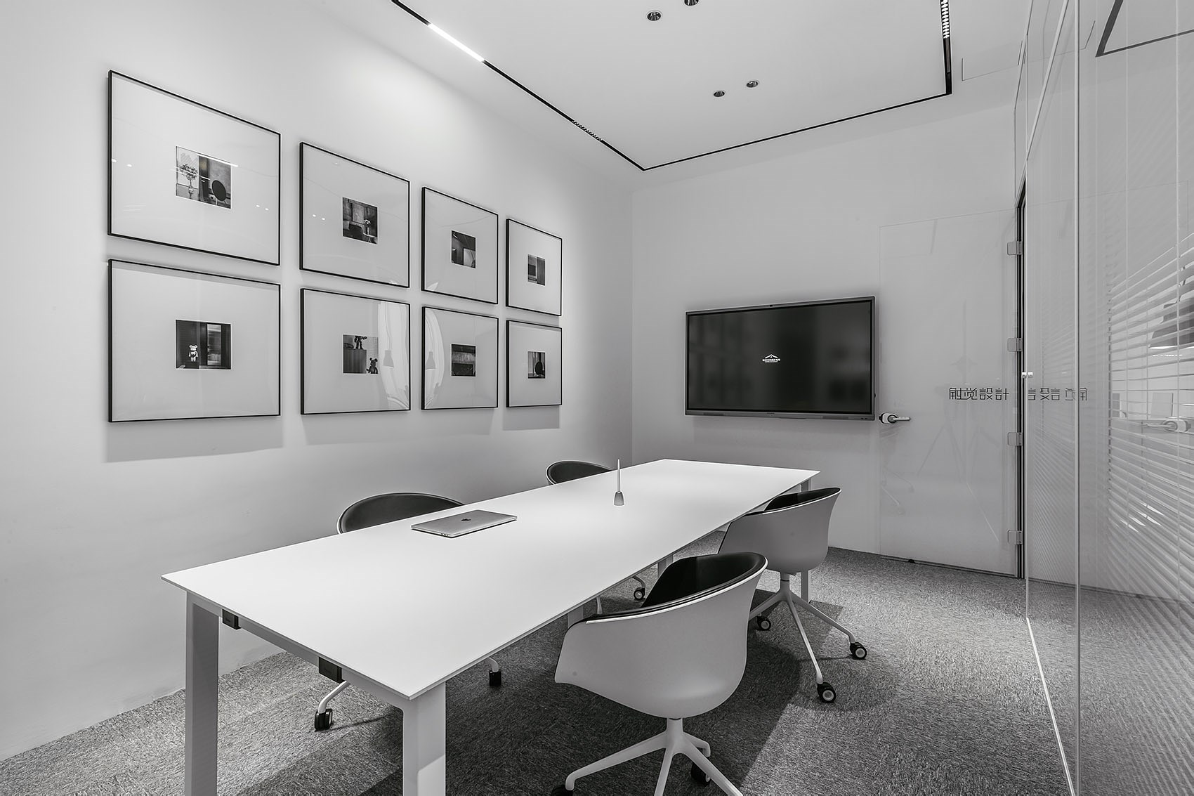 極簡-高端辦公室設(shè)計裝修圖片-第4張圖片-上海古都建筑設(shè)計集團(tuán) 極簡-高端辦公室設(shè)計裝修圖片-第4張圖片-上海古都建筑設(shè)計集團(tuán)