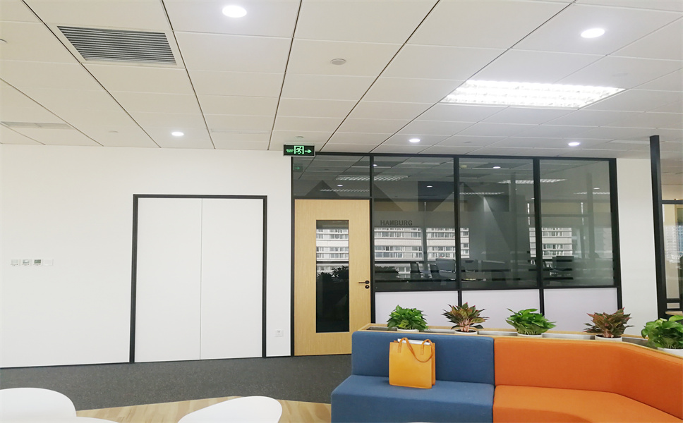 1500平米外資物流公司辦公室裝修案例圖片-第2張圖片-上海古都建筑設計集團 1500平米外資物流公司辦公室裝修案例圖片-第2張圖片-上海古都建筑設計集團